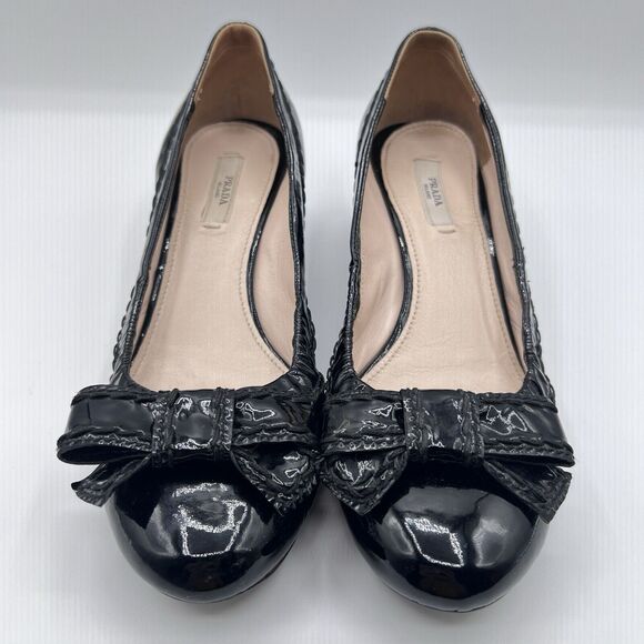 Prada Black Patent Leather Heels - Picture 5 of 16